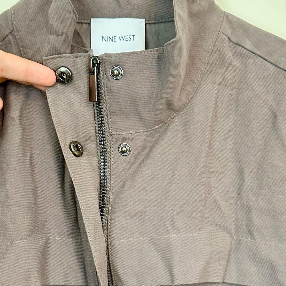 NWT Nine West Women's Drapey Utility Jacket in Gray - Size: Large - Picture 5 of 8